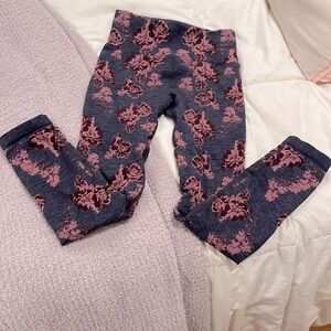 Free people movement, floral leggings